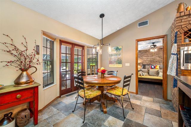 9206 65TH AVENUE E, Bradenton, FL 34202