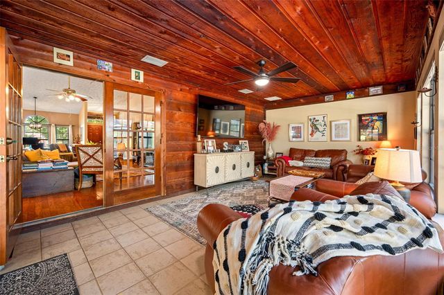 9206 65TH AVENUE E, Bradenton, FL 34202