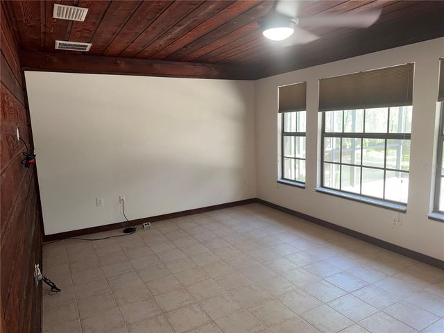 9206 65TH AVENUE E, Bradenton, FL 34202