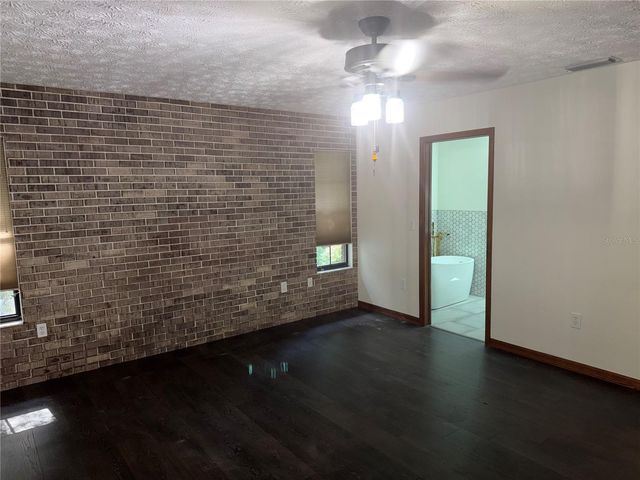 9206 65TH AVENUE E, Bradenton, FL 34202