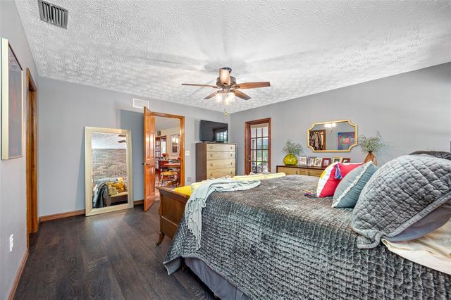 9206 65TH AVENUE E, Bradenton, FL 34202