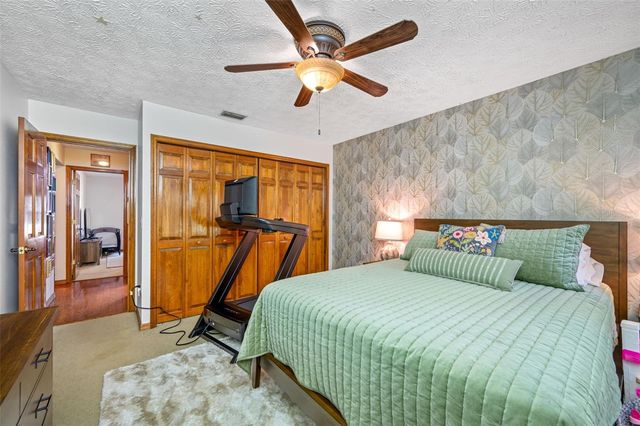 9206 65TH AVENUE E, Bradenton, FL 34202