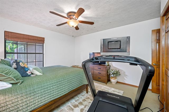 9206 65TH AVENUE E, Bradenton, FL 34202