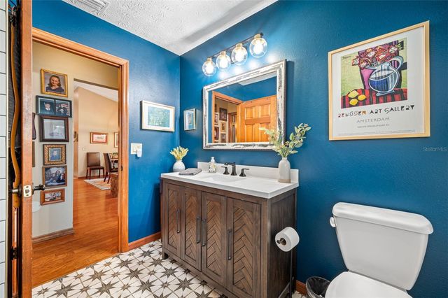 9206 65TH AVENUE E, Bradenton, FL 34202