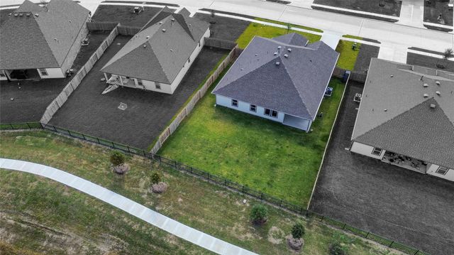 8706 Marlow Drive, Texas City, TX 77591