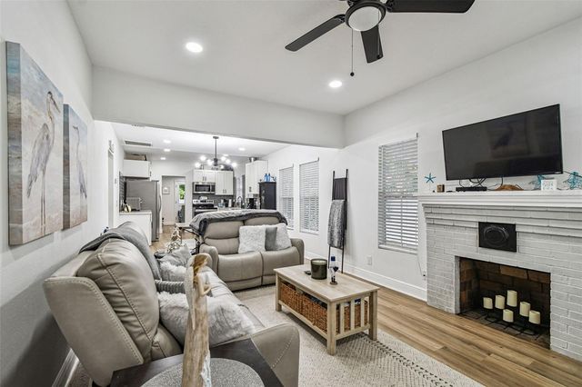 1104 E 28TH AVENUE, Tampa, FL 33605