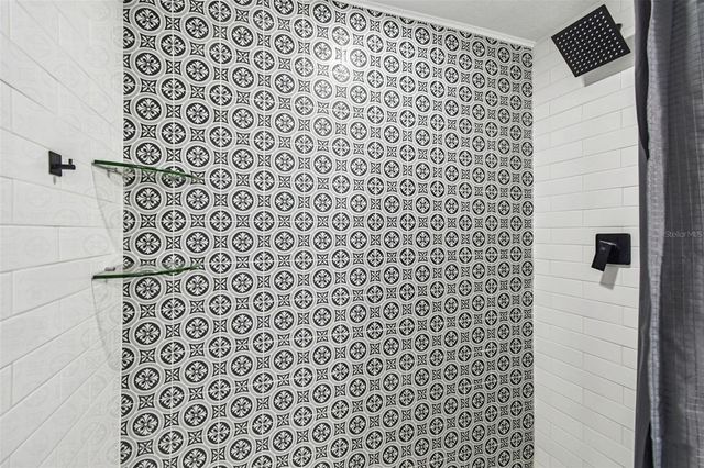 1104 E 28TH AVENUE, Tampa, FL 33605