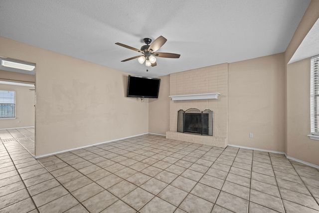 7345 Windy Ridge Dr, Corpus Christi, TX 78413