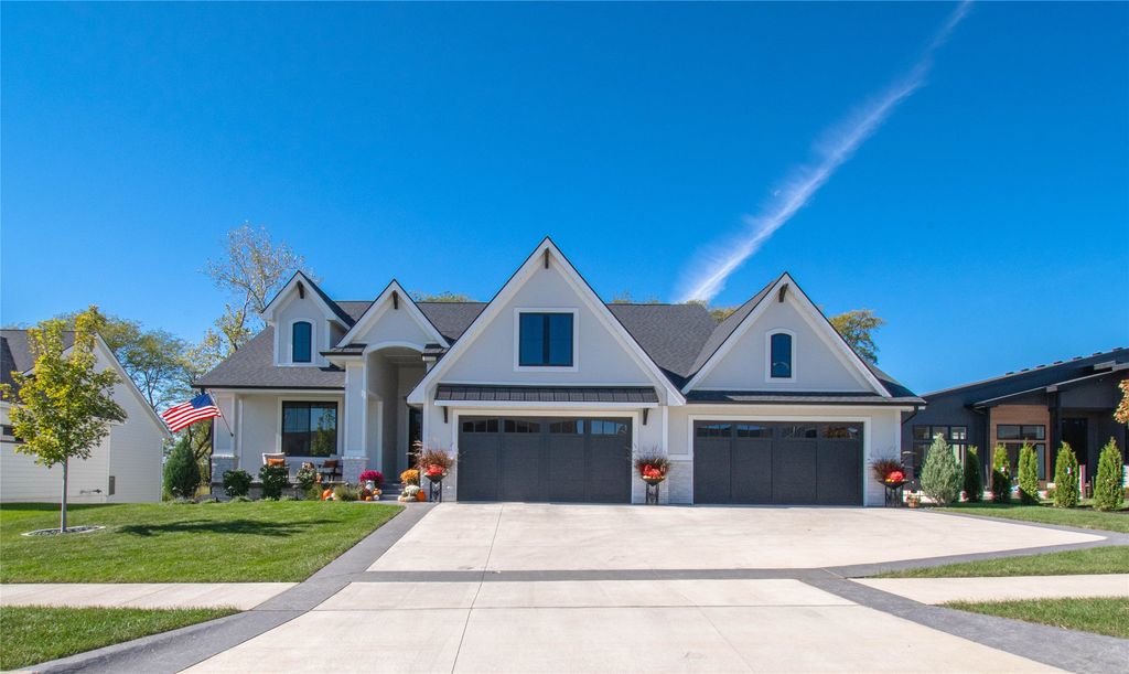 4010 NW 181st Street, Clive, IA 50325
