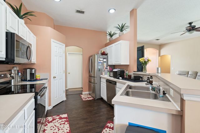 6943 CATFISH LAKE Drive, Jacksonville, FL 32222
