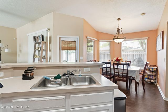 6943 CATFISH LAKE Drive, Jacksonville, FL 32222