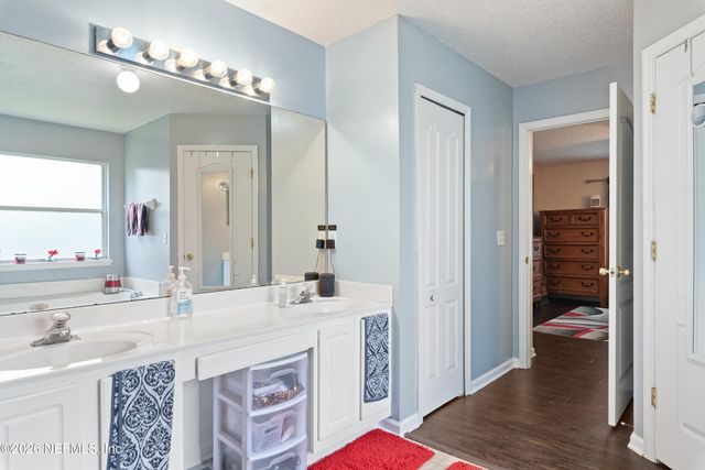 6943 CATFISH LAKE Drive, Jacksonville, FL 32222