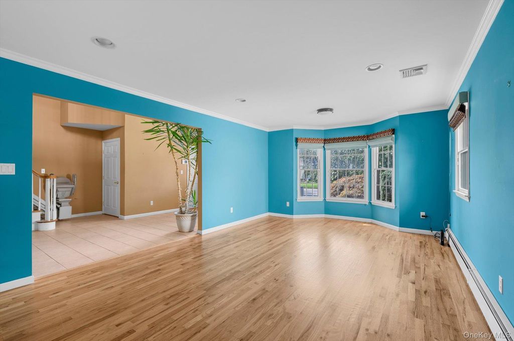 20 Rhame Avenue, East Rockaway, NY 11518 — photo 5