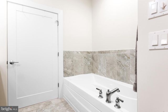 5117 WILLET BRIDGE RD, Bethesda, MD 20816