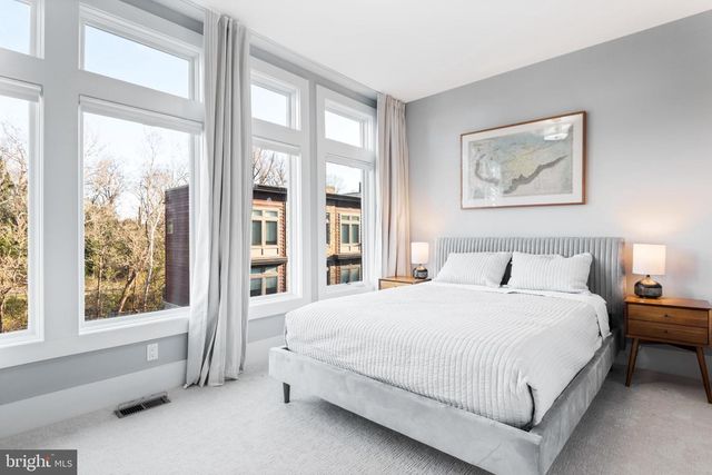 5117 WILLET BRIDGE RD, Bethesda, MD 20816