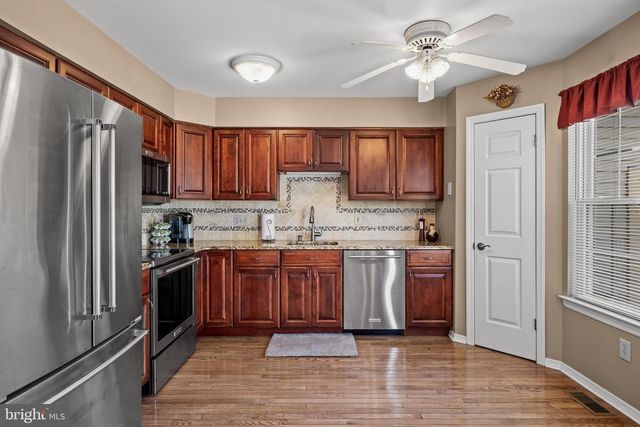 20 CLARET CT, Marlton, NJ 08053
