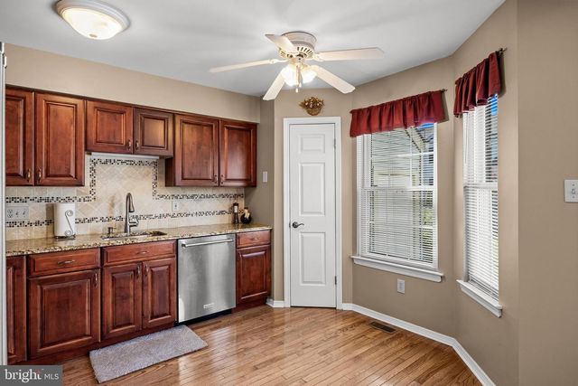 20 CLARET CT, Marlton, NJ 08053