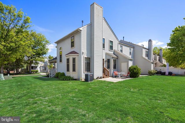 20 CLARET CT, Marlton, NJ 08053