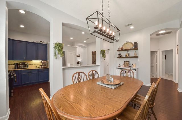 2311 Parker Court, Brenham, TX 77833