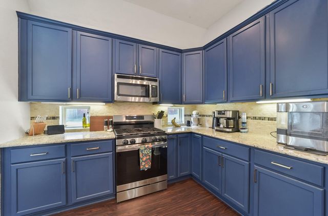 2311 Parker Court, Brenham, TX 77833