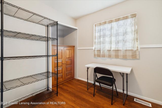 4130 Windward Drive, Lansing, MI 48911