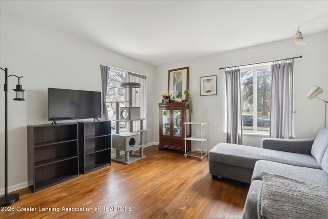 4130 Windward Drive, Lansing, MI 48911