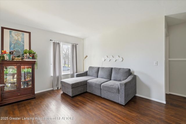 4130 Windward Drive, Lansing, MI 48911