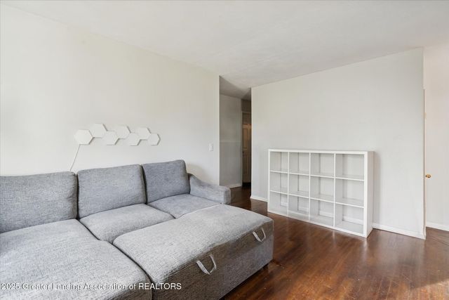 4130 Windward Drive, Lansing, MI 48911