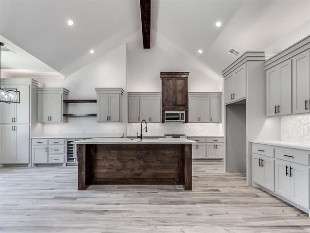 8081 Longbow, Guthrie, OK 73044