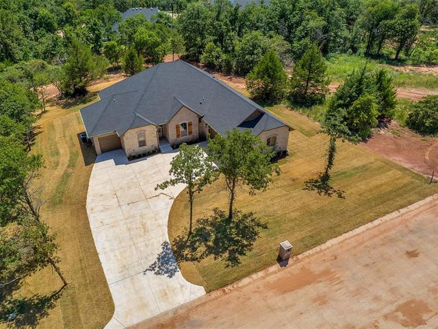 8081 Longbow, Guthrie, OK 73044