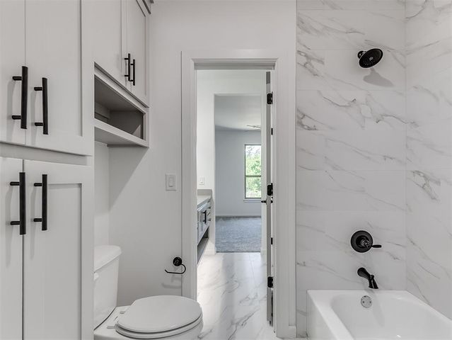 8081 Longbow, Guthrie, OK 73044