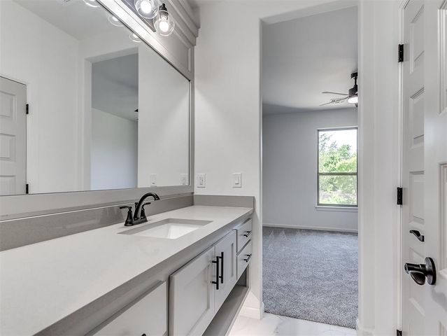 8081 Longbow, Guthrie, OK 73044