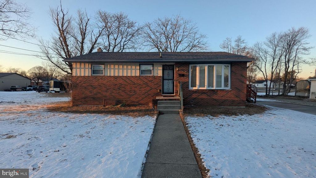 311 MORTON AVE, Paulsboro, NJ 08066