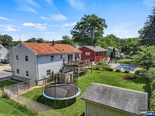 416 Magnolia Avenue, Pompton Lakes, NJ 07442