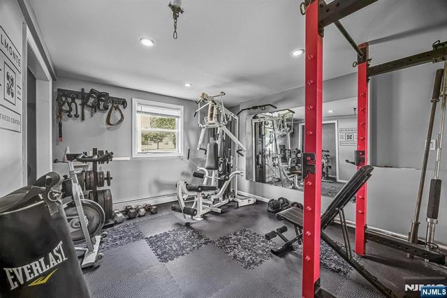 416 Magnolia Avenue, Pompton Lakes, NJ 07442
