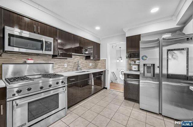 416 Magnolia Avenue, Pompton Lakes, NJ 07442