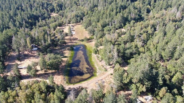97420 Mina Rd, Covelo, CA 95428
