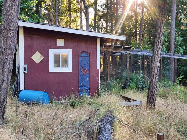97420 Mina Rd, Covelo, CA 95428
