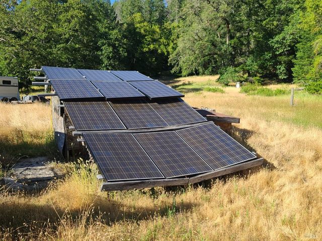 97420 Mina Rd, Covelo, CA 95428