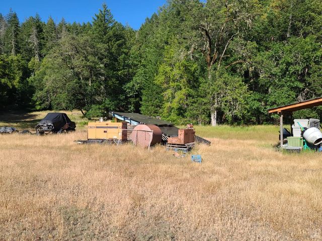 97420 Mina Rd, Covelo, CA 95428