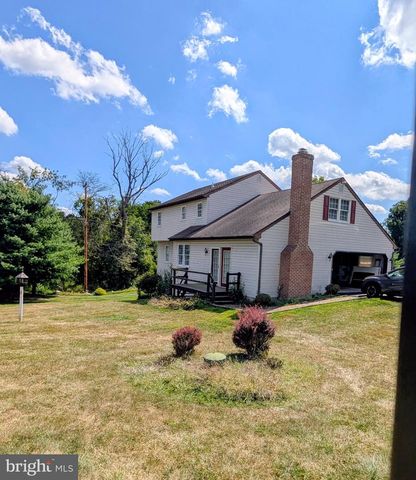 155 FREEDOM VALLEY CIR, Coatesville, PA 19320