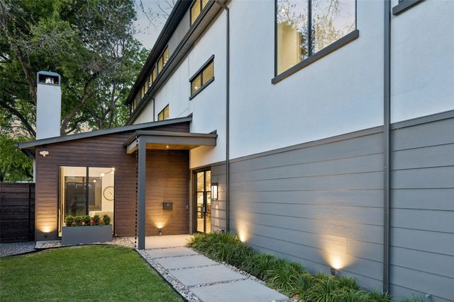 4311 Merrell Road, Dallas, TX 75229