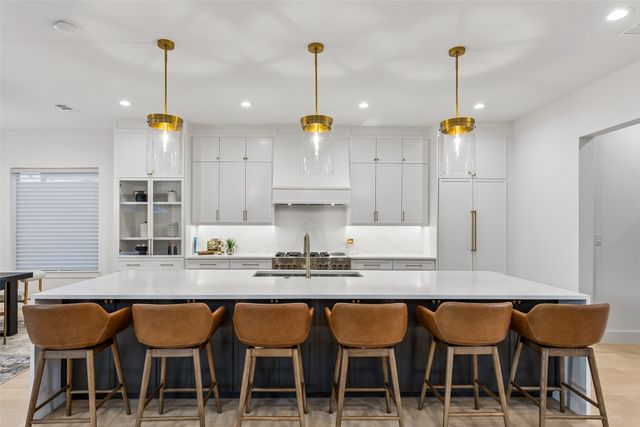 4311 Merrell Road, Dallas, TX 75229