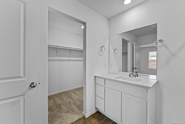 12523 Desert Fox, Converse, TX 78109