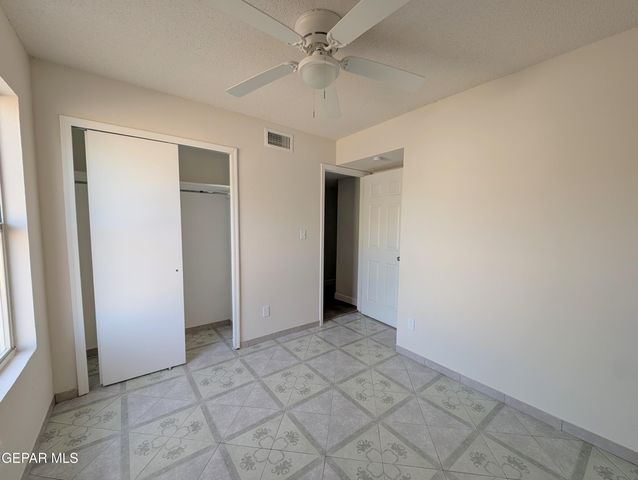 5857 W VALLEY Circle, El Paso, TX 79932