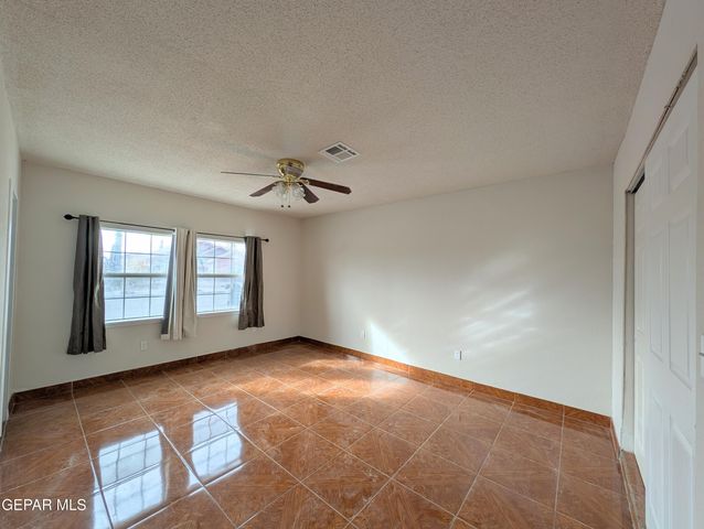5857 W VALLEY Circle, El Paso, TX 79932