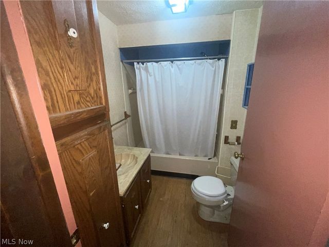 744 Carson Salt Springs Road, Mineral Ridge, OH 44440