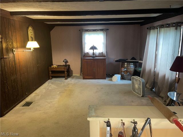 744 Carson Salt Springs Road, Mineral Ridge, OH 44440