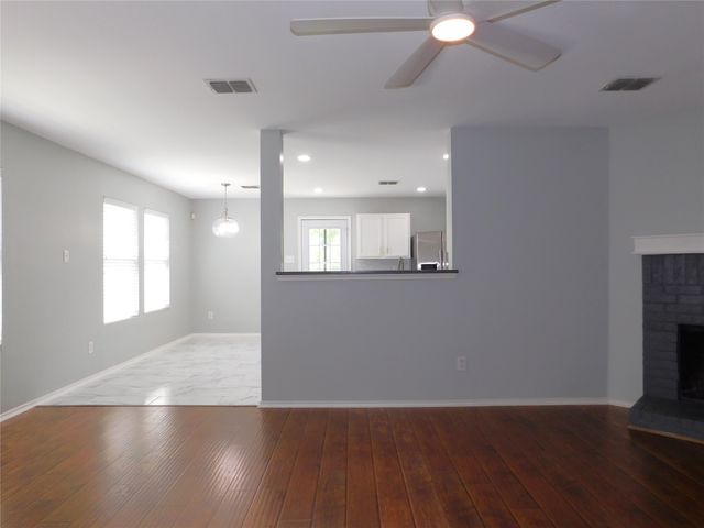 2905 Lipizzan Drive, Denton, TX 76210