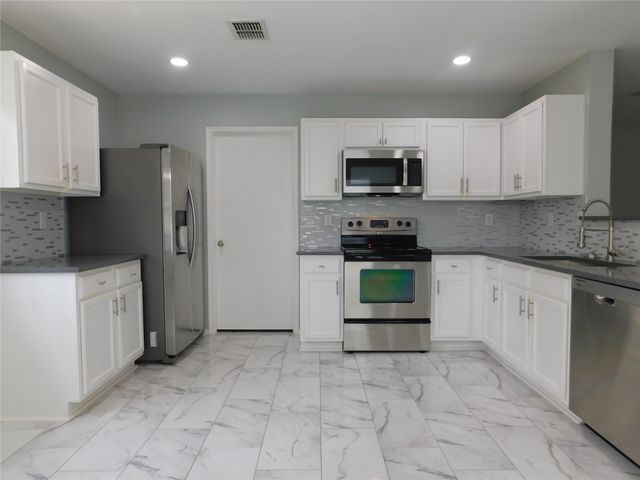 2905 Lipizzan Drive, Denton, TX 76210